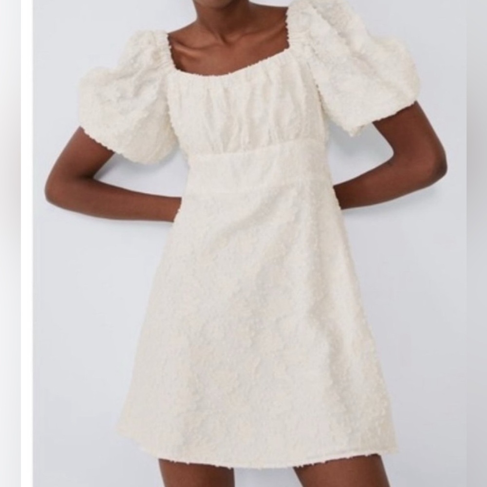 Zara Cream Puff Sleeve Dress